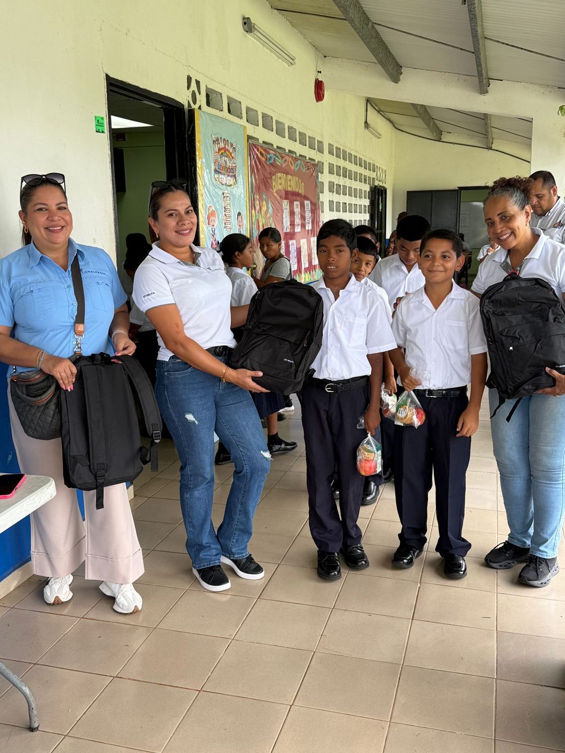Acción social Centro Educativo Corozales Adentro