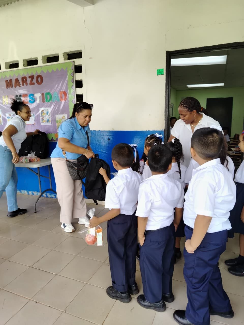 Acción social Centro Educativo Corozales Adentro
