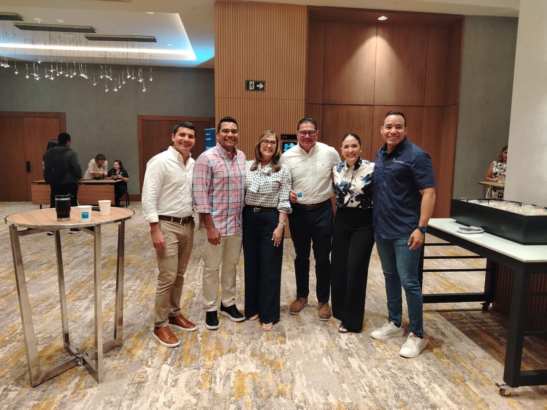 Café de los Casos junto a BUPA