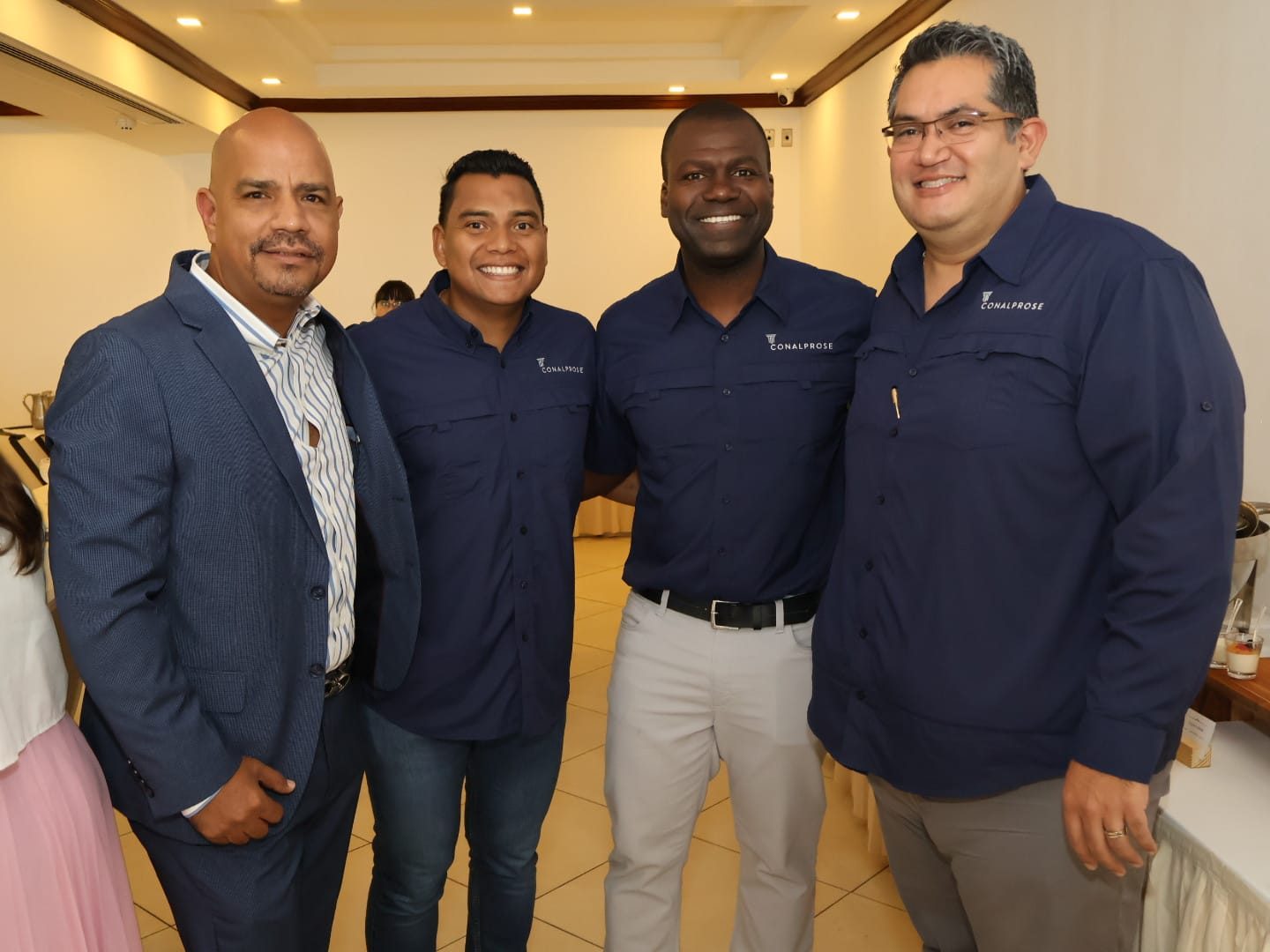 Cláusulas Más Allá de la Firma